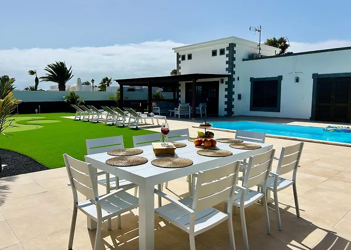 Ocean Lanzarote * プラヤ・ブランカ